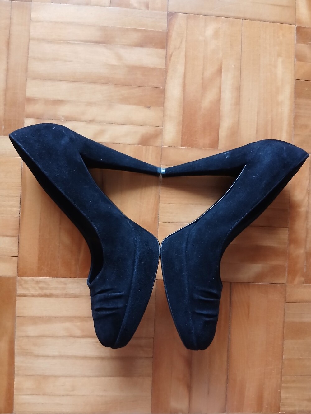 Sergio Rossi Black Suede Stiletto Pumps